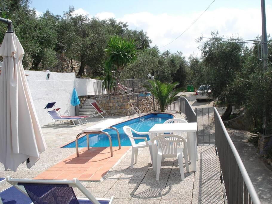 Villa Berio Due - Tuija Villa Viani Luaran gambar