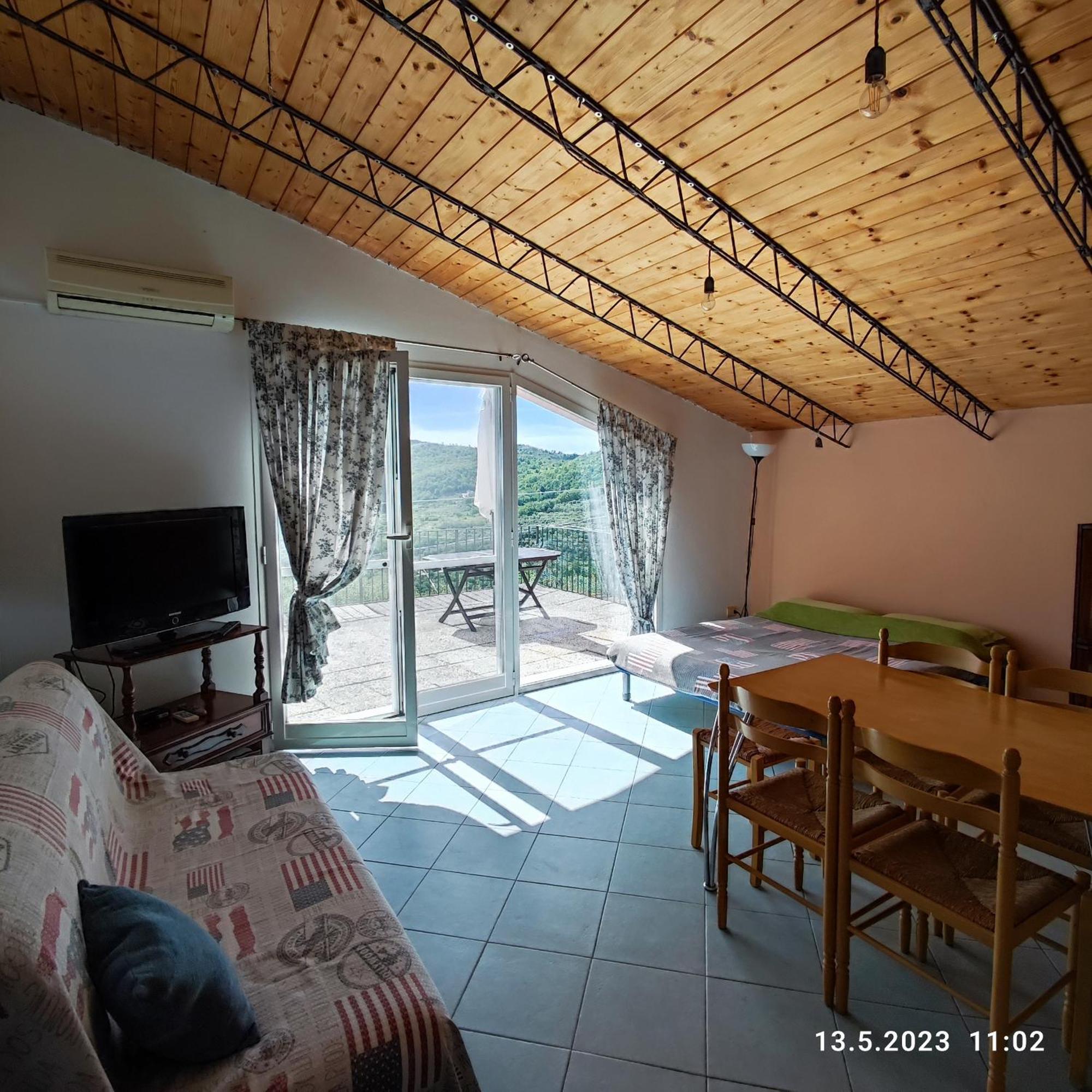Villa Berio Due - Tuija Villa Viani Luaran gambar